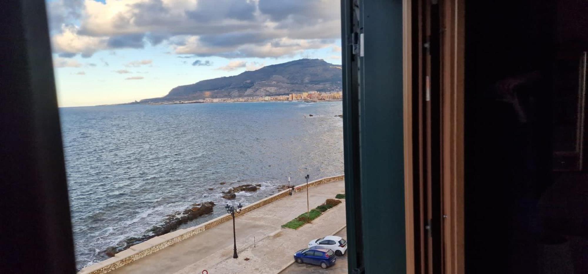 Attico Vista Mare Trapani Lejlighed Eksteriør billede